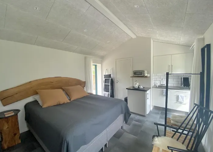 Tiny Guesthouse
